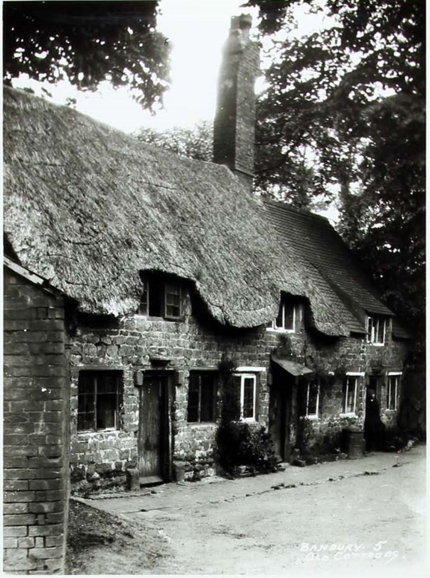 Banbury 5 Old Cottages